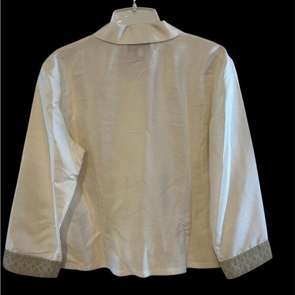 Ann Taylor 100% Silk Embroidered Cuff Sleeve Tunic White Blouse 10 New - Picture 2 of 10